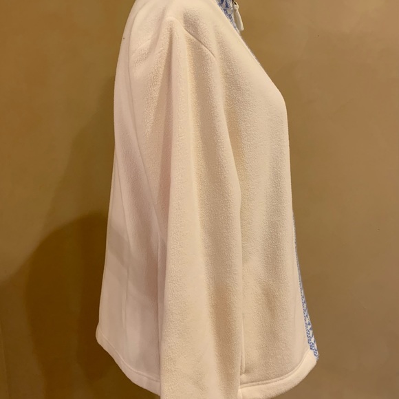 L.L. Bean full zippered fleece - Picture 4 of 9